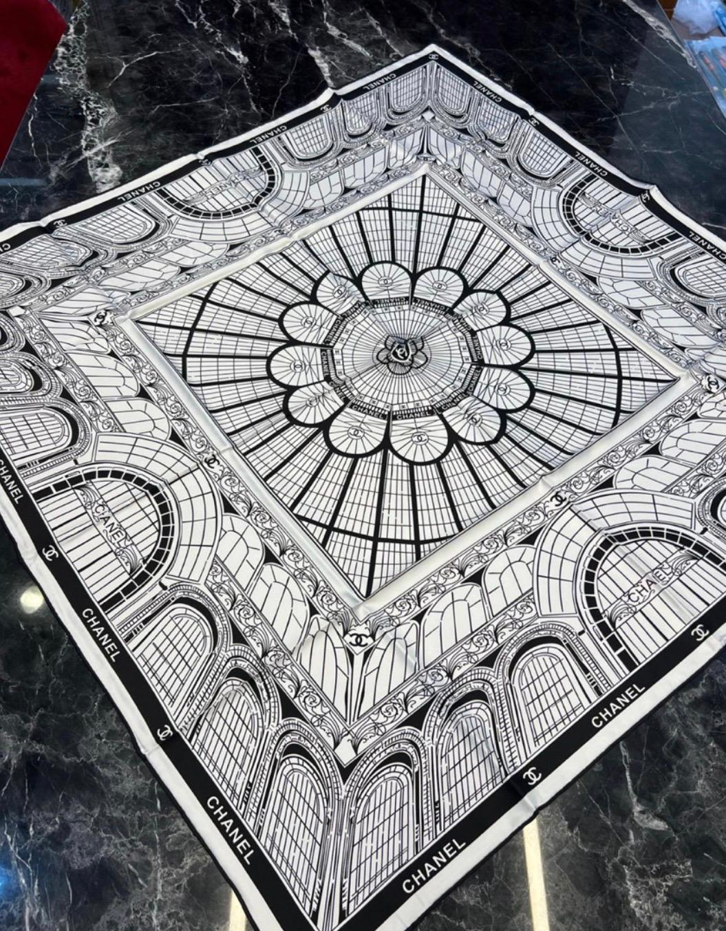 İthal chanel eşarp