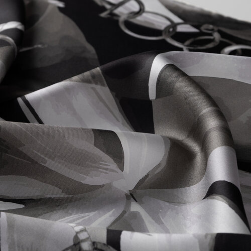 siyah gümüş girdap